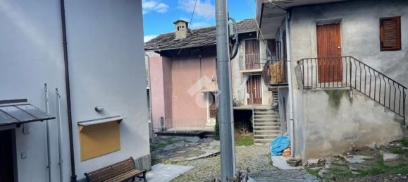 2 bedrooms House in Monastero di Lanzo, Italy No. 62450 10