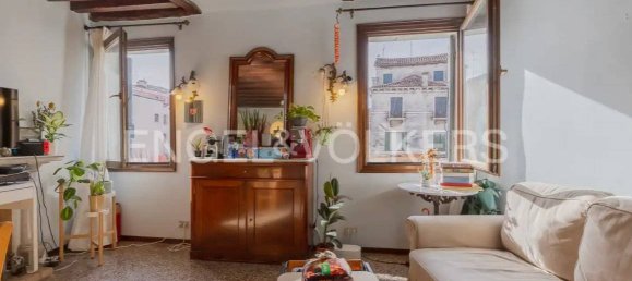 1 bedroom Apartment in Venice, Italy No. 117947 3