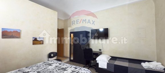 Отель, гостиница с 4 комнатами в Катания, Италия № 281453 36