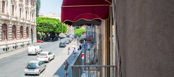 Отель, гостиница с 4 комнатами в Катания, Италия № 281453 15