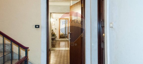 Отель, гостиница с 4 комнатами в Катания, Италия № 281453 23