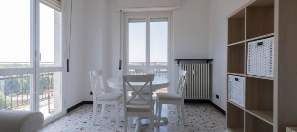 3 Schlafzimmer Wohnung in Milan, Italy, Nr. 357809 2