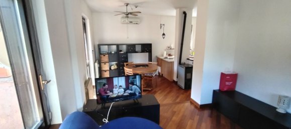 3 bedrooms Penthouse in Morbegno, Italy No. 359574 8