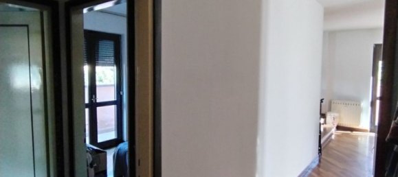 3 bedrooms Penthouse in Morbegno, Italy No. 359574 3