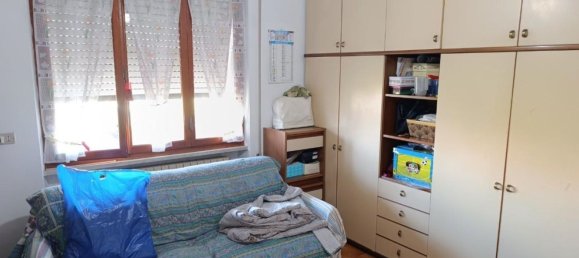 5 rooms House in Carrara, Italy No. 48129 28