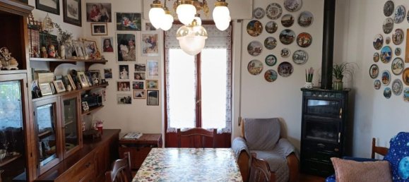 5 rooms House in Carrara, Italy No. 48129 9