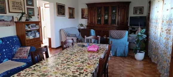 5 rooms House in Carrara, Italy No. 48129 11