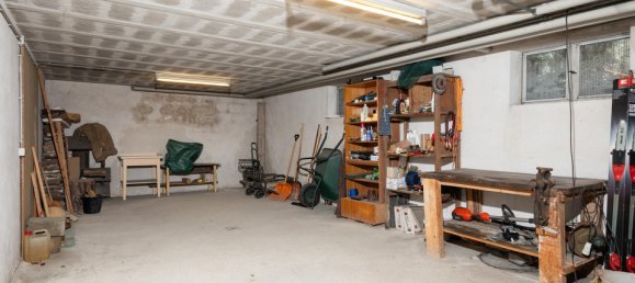 Бунгало с 4 комнатами в Айзенштадт, Австрия № 131495 3