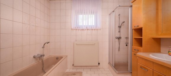 Бунгало с 4 комнатами в Айзенштадт, Австрия № 131495 15