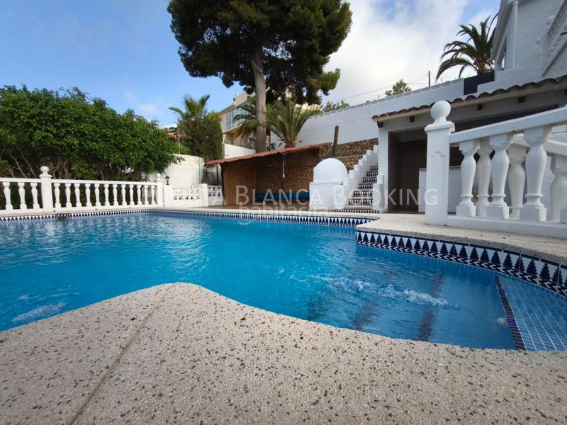 5 bedrooms Villa in La Nucia, Spain No. 168451