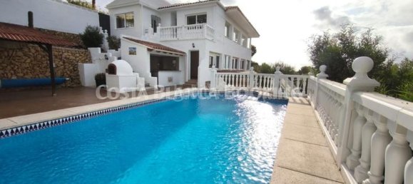5 bedrooms Villa in La Nucia, Spain No. 168451 2