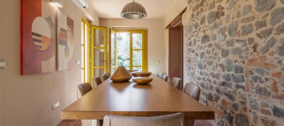 7 bedrooms Villa in Lucca, Italy No. 53126 5