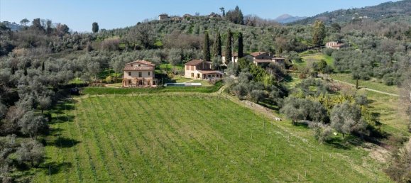 7 bedrooms Villa in Lucca, Italy No. 53126 19