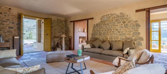 7 bedrooms Villa in Lucca, Italy No. 53126 13