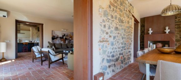 7 bedrooms Villa in Lucca, Italy No. 53126 6