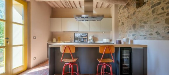 7 bedrooms Villa in Lucca, Italy No. 53126 8