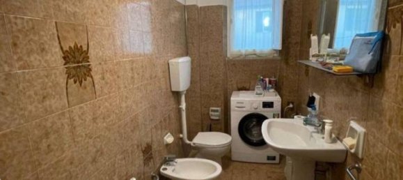 3 rooms Apartment in Ancona, Italy No. 92429 8