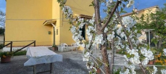 3 rooms Apartment in Ancona, Italy No. 92429 24