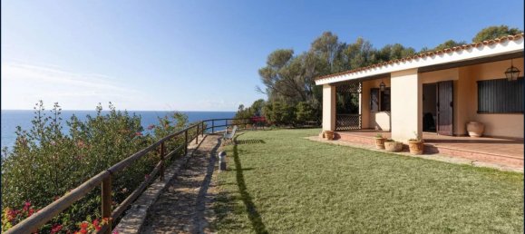 Villa T5 em Quartu Sant'Elena, Italy N.º 3021 14