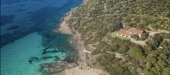 Villa T5 em Quartu Sant'Elena, Italy N.º 3021 3