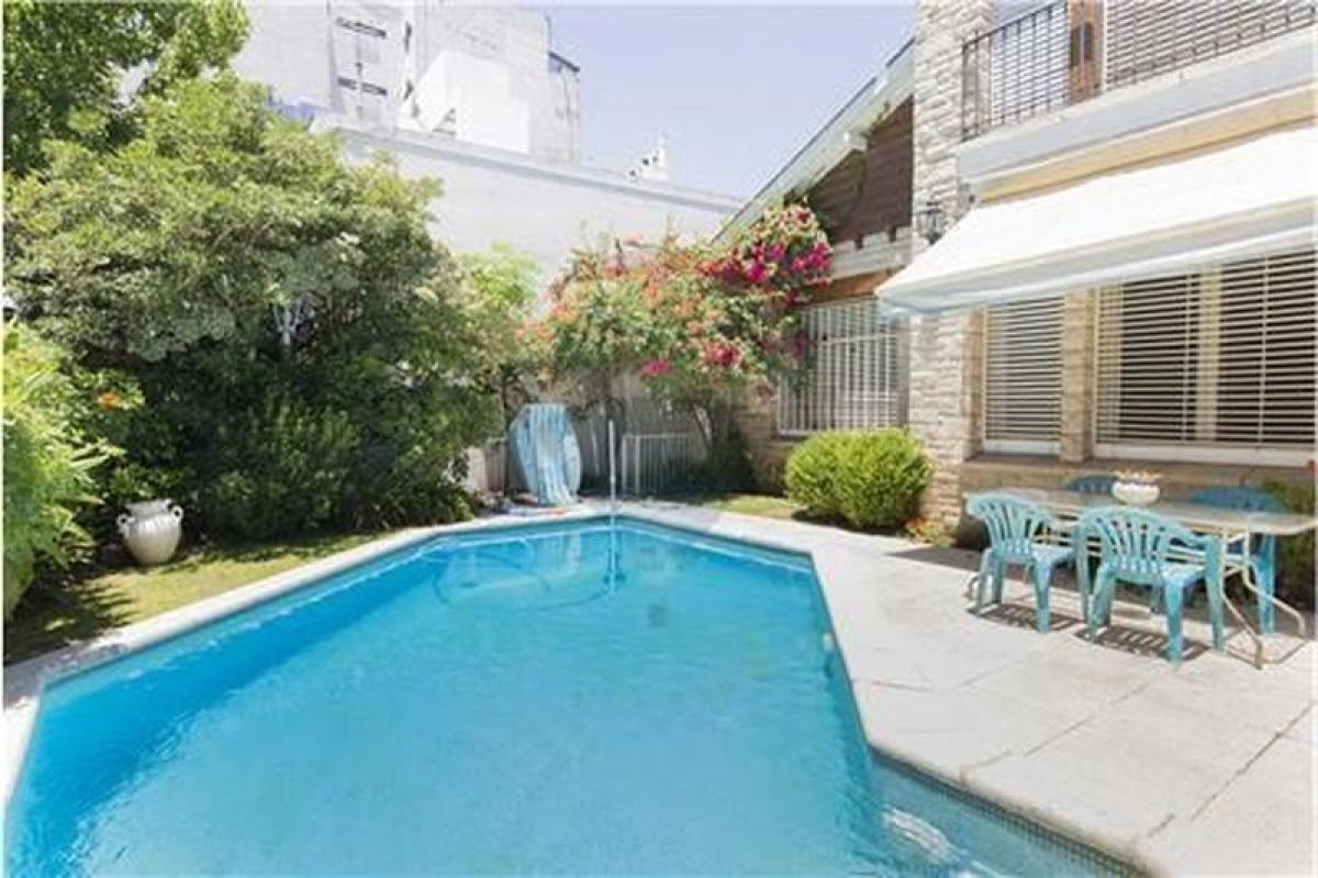 6 bedrooms House in Buenos Aires, Argentina No. 77450