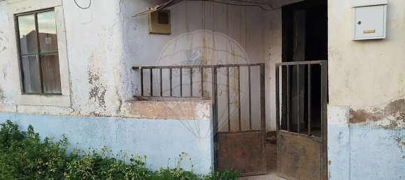 2 bedrooms House in Torres Novas, Portugal No. 183263 2