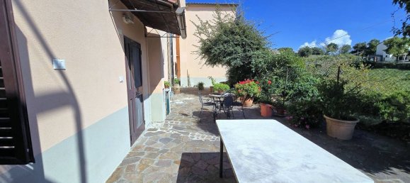 3 bedrooms House in Massa Marittima, Italy No. 335821 3