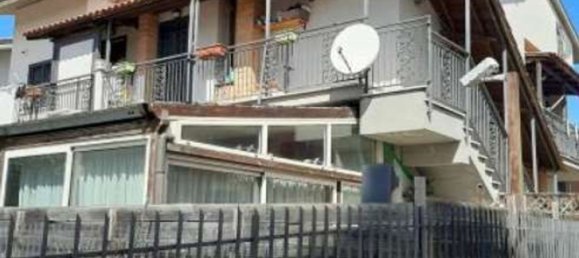 6 rooms Apartment in Fara in Sabina, Italy No. 216210 3