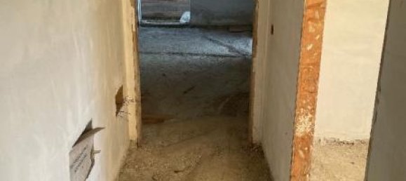 5-Zimmer Wohnung in Villa di Briano, Italy, Nr. 232727 2