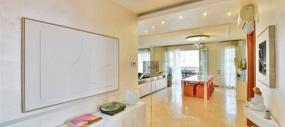 4 chambres Appartement à Seregno, Italy No. 364338 19