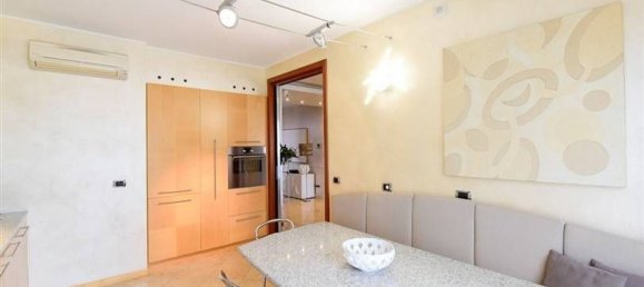 4 chambres Appartement à Seregno, Italy No. 364338 16