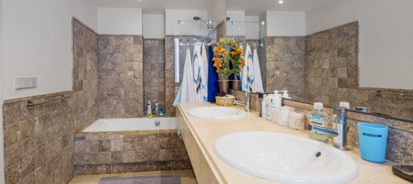 3 bedrooms Penthouse in Malaga, Spain No. 102652 7