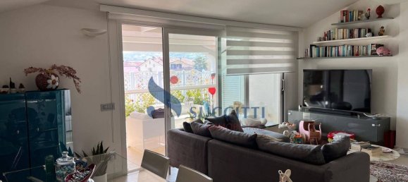 3 rooms Penthouse in Tortoreto, Italy No. 238883 2