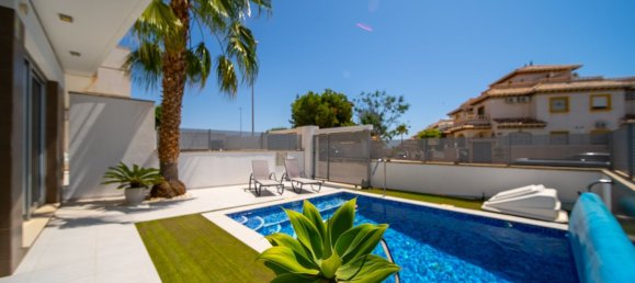 3 Schlafzimmer Villa in Alicante, Spain, Nr. 155915 37