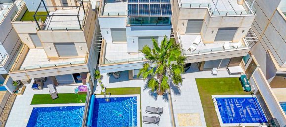 3 Schlafzimmer Villa in Alicante, Spain, Nr. 155915 38