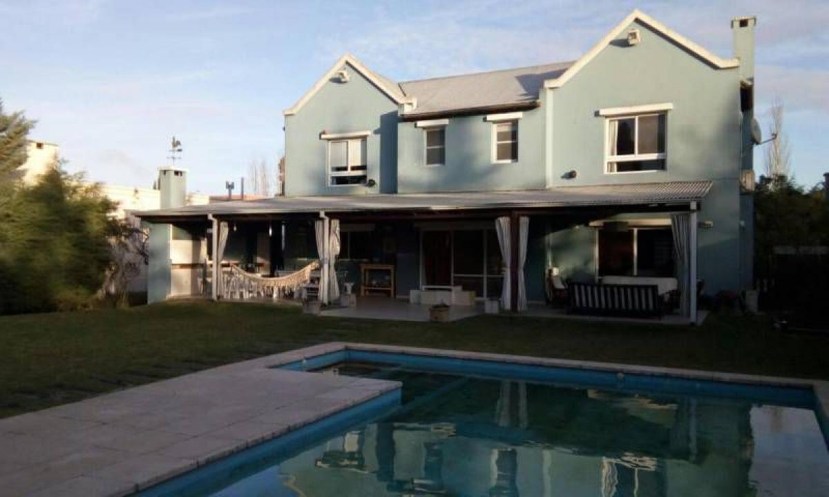 Casa T3 em Tigre, Argentina N.º 10685