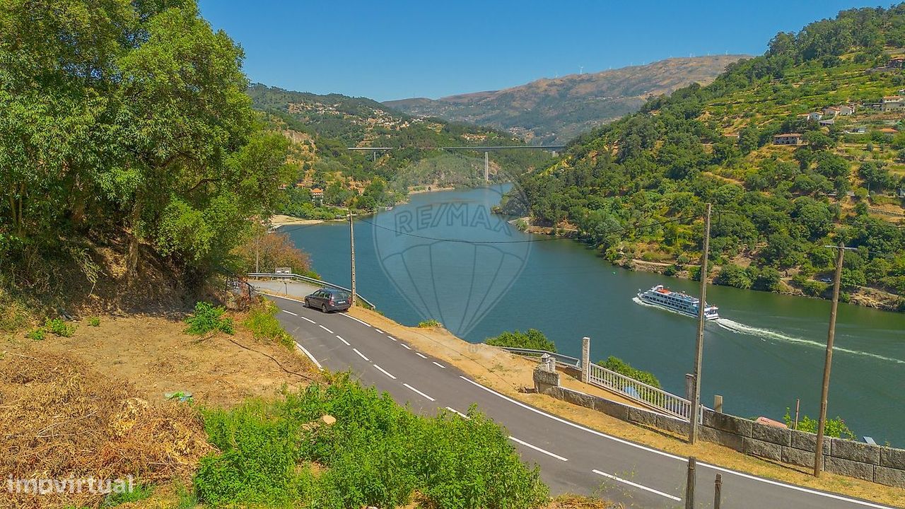 Земельный участок 635м² в Санта Маринья ду Зезере, Португалия № 284280