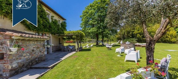 5 bedrooms House in Lucca, Italy No. 381072 23