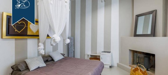 5 bedrooms House in Lucca, Italy No. 381072 45