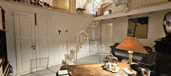 5 rooms Apartment in Pescia, Italy No. 46004 3