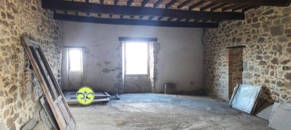 2 Schlafzimmer Haus in Città di Castello, Italy, Nr. 66603 11