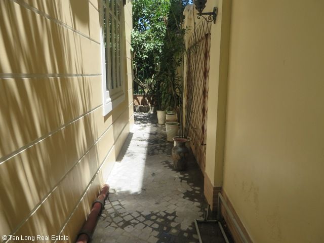 4 bedrooms Villa in Tay Ho, Vietnam No. 7830