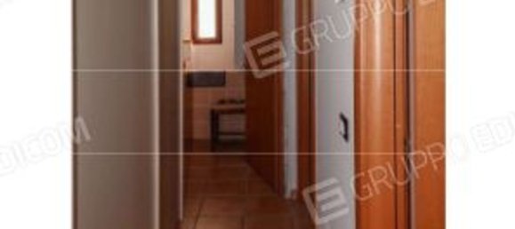 4-salle Appartement à Mesenzana, Italy No. 1633 11