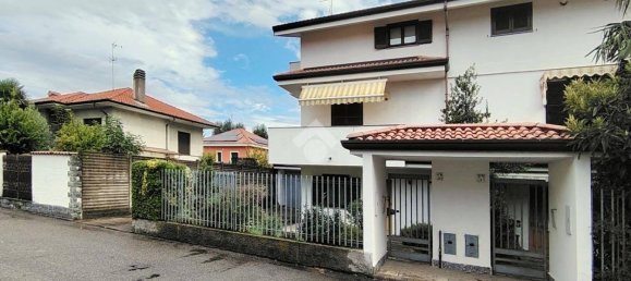 Villa T3 em Nerviano, Italy N.º 342847 2