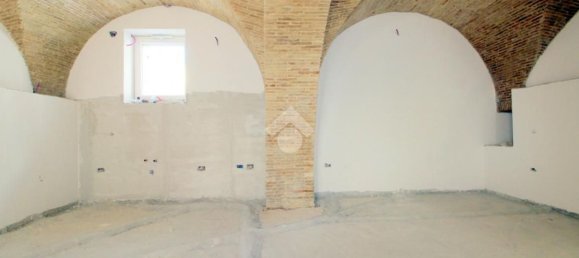 Estudio en Lucera, Italy No. 299725 8