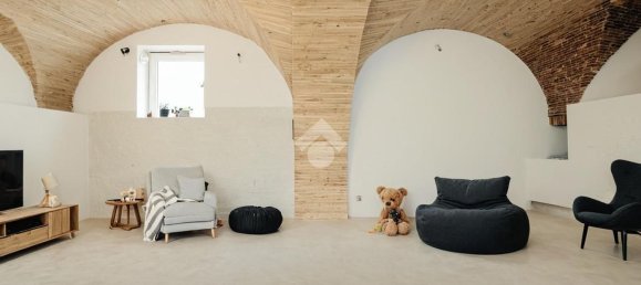 Estudio en Lucera, Italy No. 299725 4