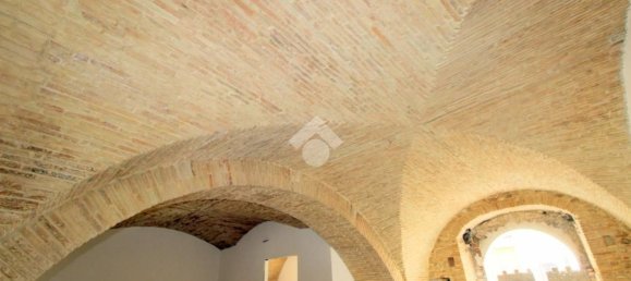 Estudio en Lucera, Italy No. 299725 16