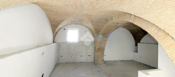 Estudio en Lucera, Italy No. 299725 9