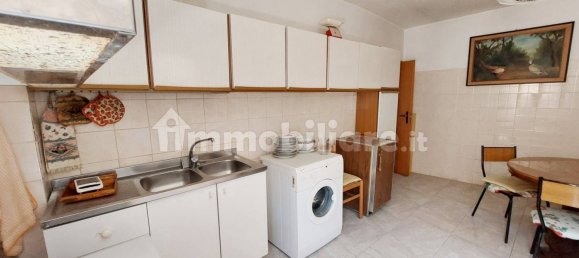 Casa de 2 dormitorios en Isola del Gran Sasso d'Italia, Italy No. 259262 3