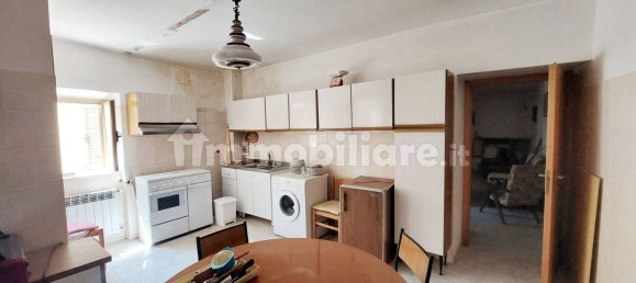 Casa de 2 dormitorios en Isola del Gran Sasso d'Italia, Italy No. 259262 5